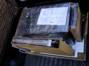 Opened it up to see how to unload a 400 pound saw by myself...