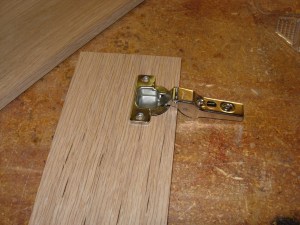 Test hinge installation
