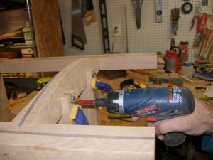 Attaching the bottom stretchers