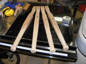All four legs turned