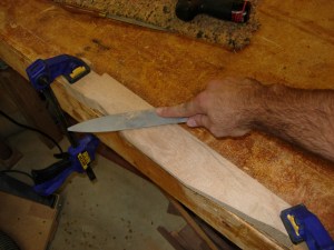 Finishing the shaping with the rasp