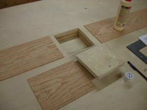 Glueing the veneer to the door