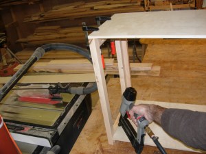 Attaching the bottom