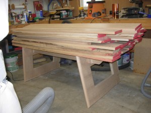 Knock down work bench can take a load