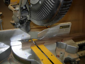 Cutting the 15 degree miters