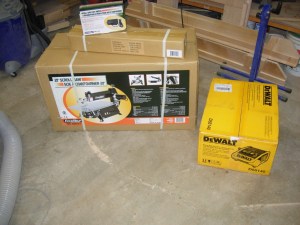 Scroll saw and compressor