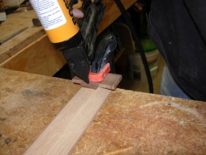 Glueing and pinning the trim