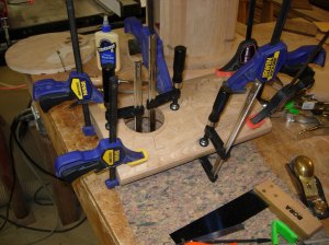 Clamping up the door panels