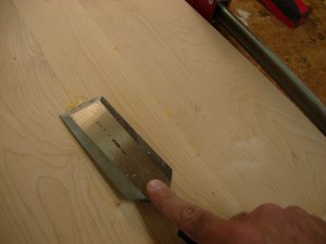 Cleaning up glue squeeze-out