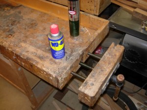 Cleaning and greasing up the vice hardware