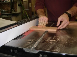 Cutting the vertical grooves