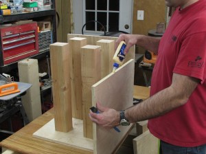 Applying glue to the sides