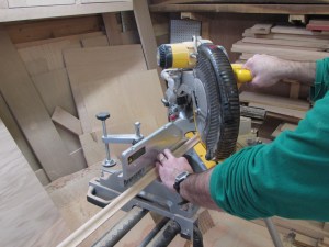 Cutting miters on the base cap