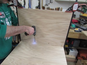 Attaching the side panels