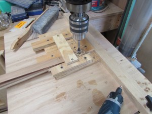 Repeat on the smaller slats