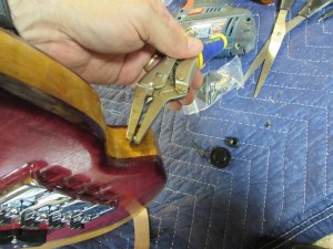 Breaking more screws...