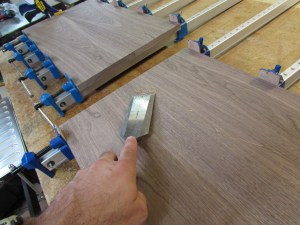 Cleaning up the squeeze-out